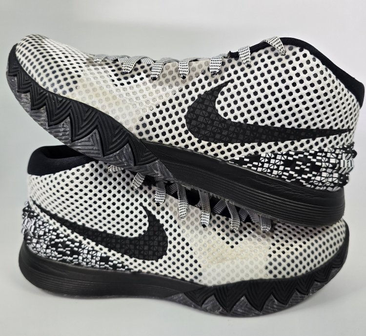2015 Kyrie 1 Bhm