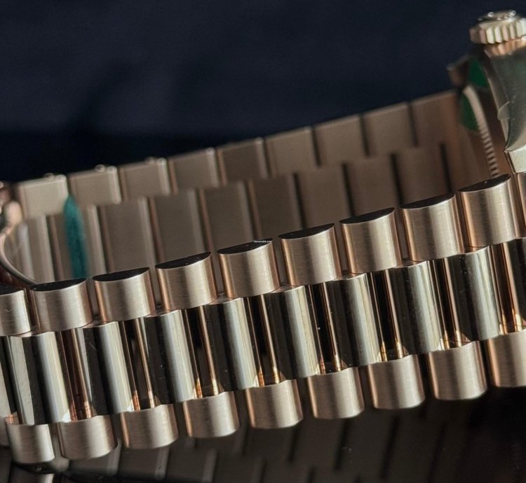 Rolex Day-date 40 Smoke Roman Dial