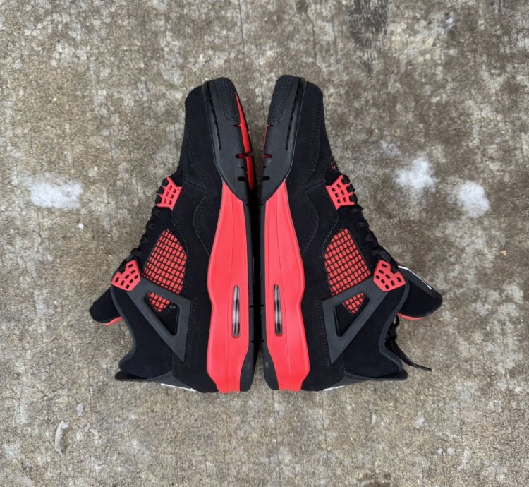 Jordan 4 Red Thunder