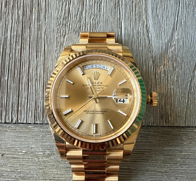 Rolex Day-date 40 Stick Dial Complete Set Card Booklet Tags Bezel And Boxes