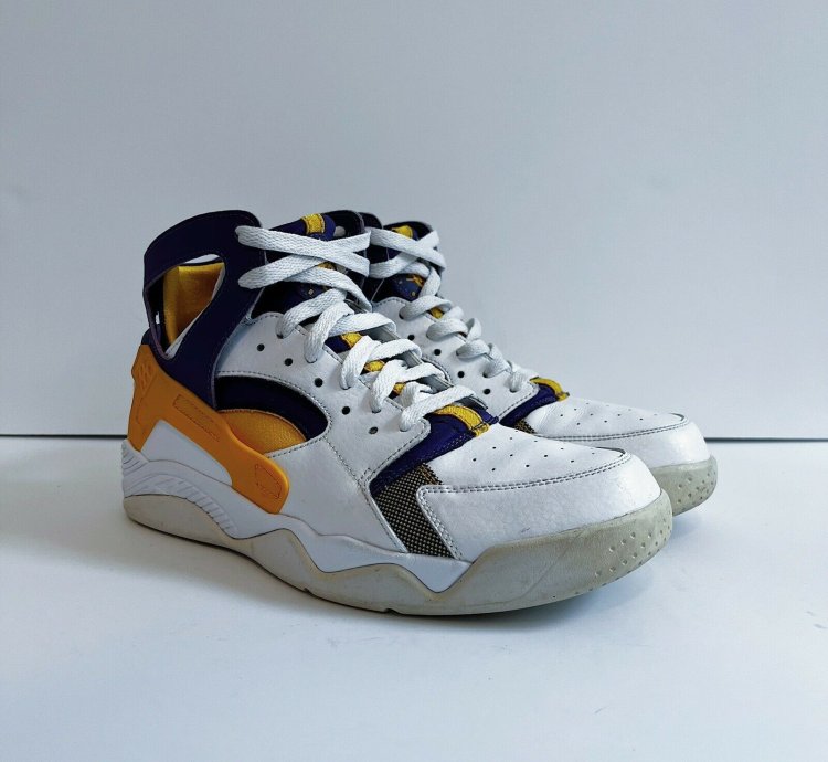 2015 Nike Air Flight Huarache Kobe Rare 705005 101 Sz 8 5