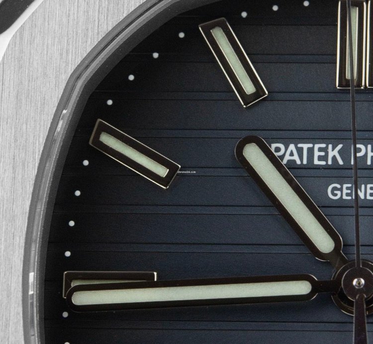 Patek Philippe Nautilus Stainless Steel 5711 1a-001