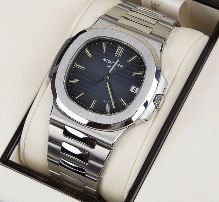 Patek Philippe Nautilus Stainless Steel 5711 1a-001