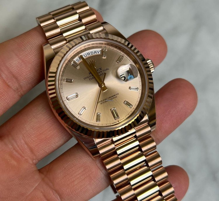 Rolex Day-date 40 Sundust Baguette Dial 18k Rose Gold