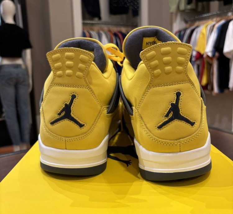 Jordan 4 Retro - Lightning