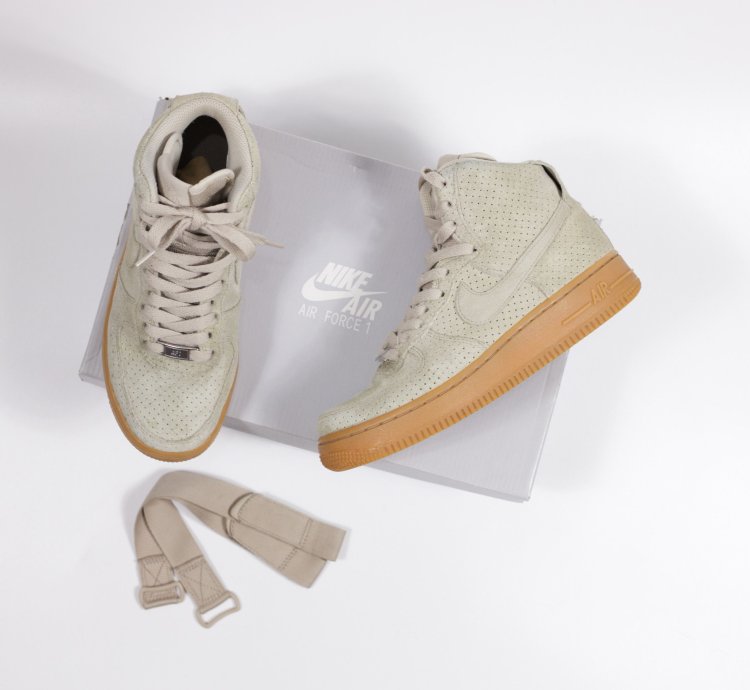 2015 Nike Air Force 1 High Suede String