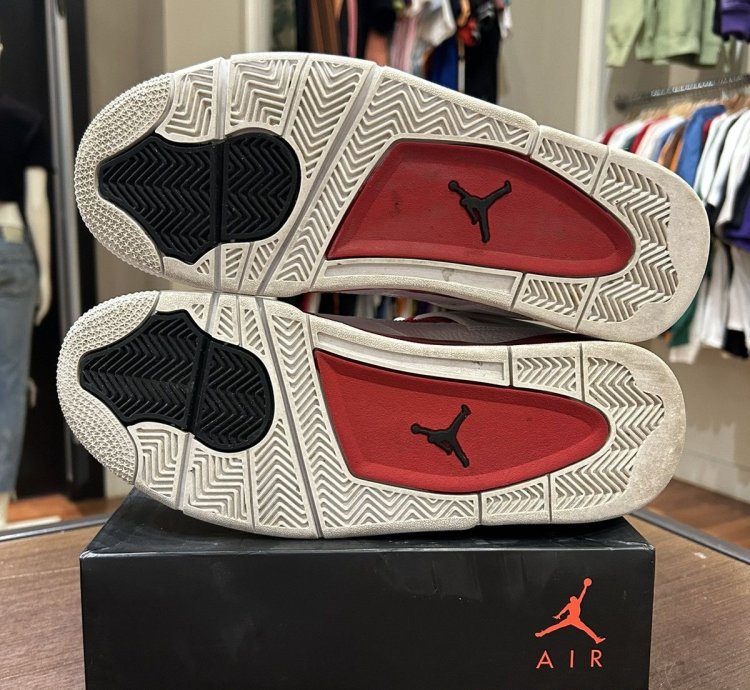 Jordan 4 Retro Alternate 89