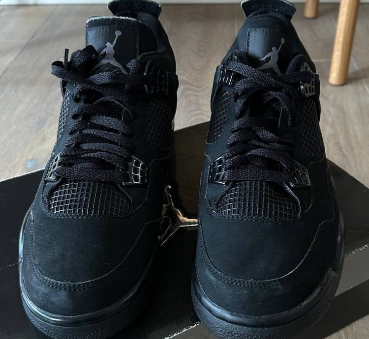 Jordan 4 Retro Black Cat 2006