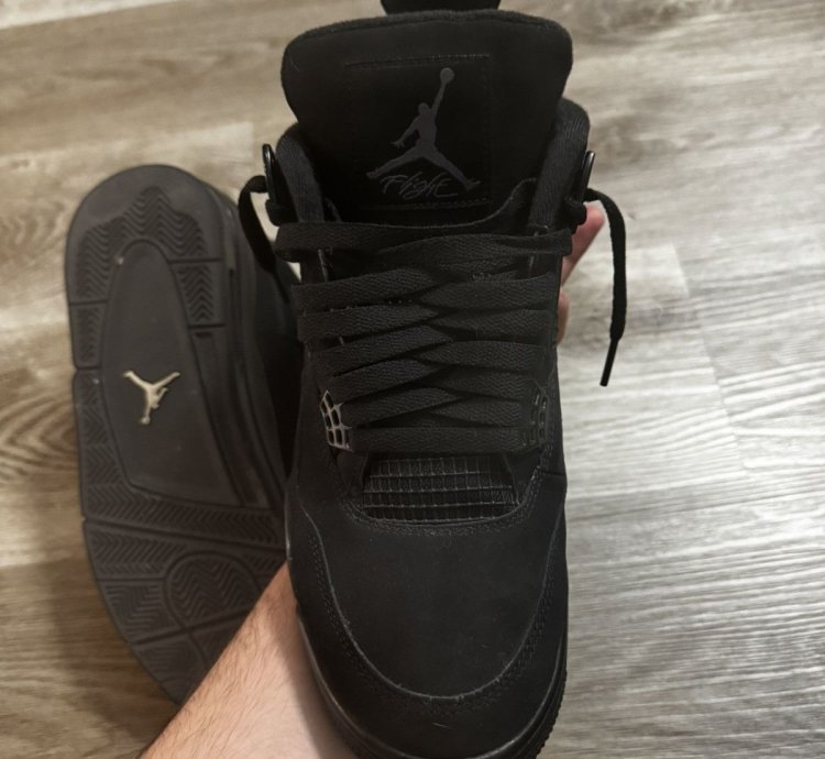 Jordan 4 Retro Black Cat 2020