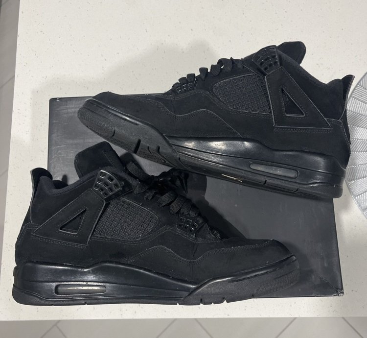 Jordan 4 Retro Black Cat 2020