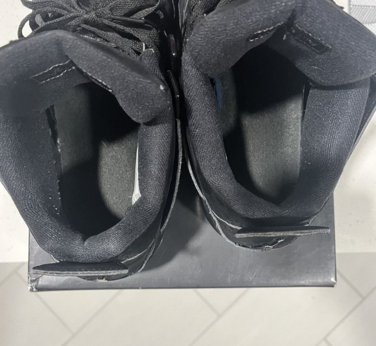 Jordan 4 Retro Black Cat 2020