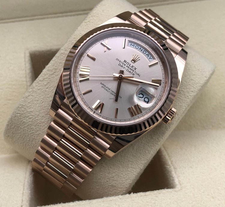 Rolex Day-date 40 Sundust Roman Dial Rose Gold President 2022