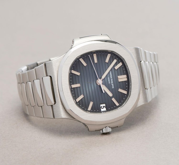 Patek Philippe Nautilus Stainless Steel 5800 1a - Ats-w008150