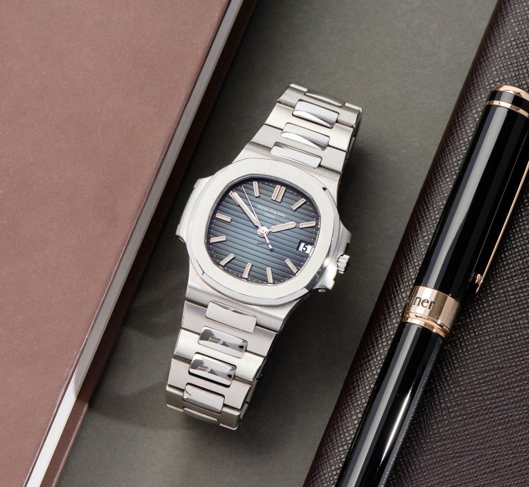 Patek Philippe Nautilus Stainless Steel 5800 1a - Ats-w008150