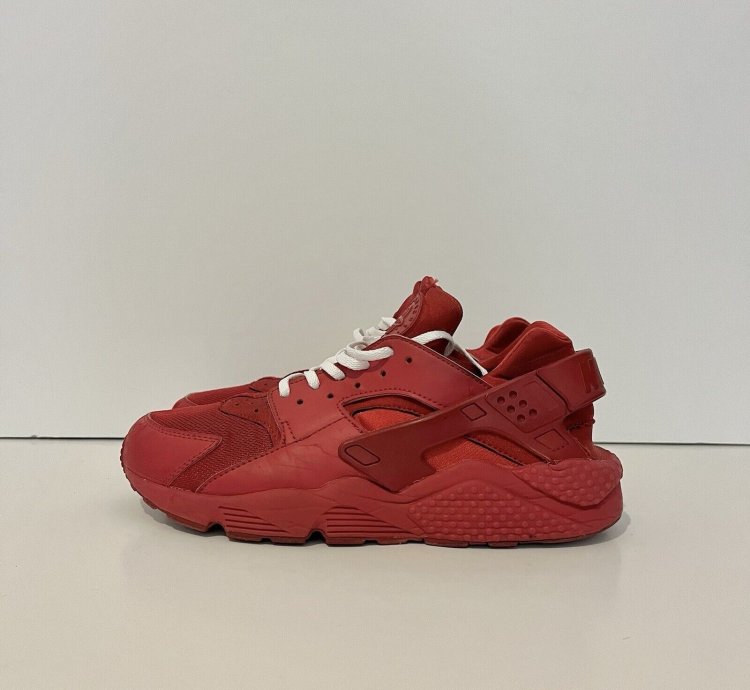 2015 Nike Air Huarache Triple Red 318429 660 Rare Vtg Sz 9 5