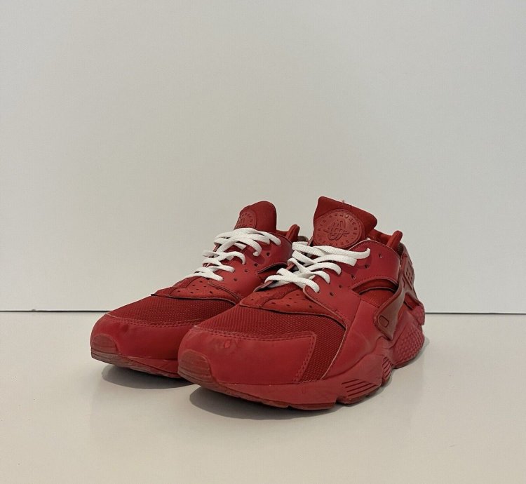 2015 Nike Air Huarache Triple Red 318429 660 Rare Vtg Sz 9 5