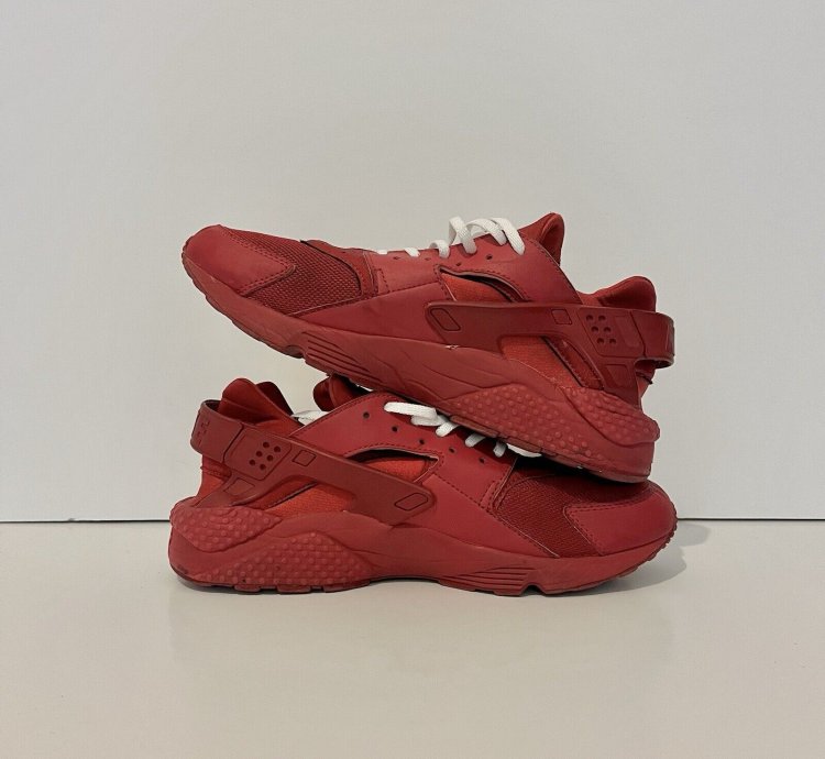 2015 Nike Air Huarache Triple Red 318429 660 Rare Vtg Sz 9 5