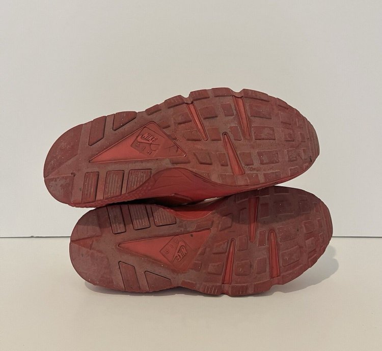 2015 Nike Air Huarache Triple Red 318429 660 Rare Vtg Sz 9 5