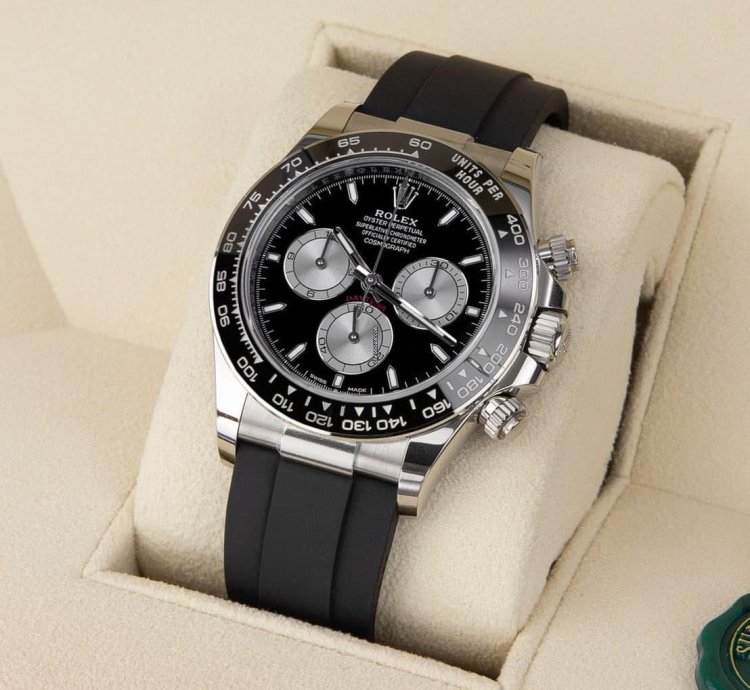 Rolex Daytona Oyster Perpetual Cosmograph Daytona 18kt White Gold Baby Le Mans 126519ln