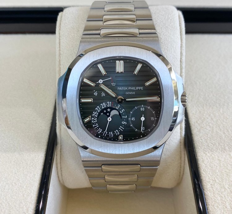 Patek Philippe Nautilus Stainless Steel Blue Dial 2019