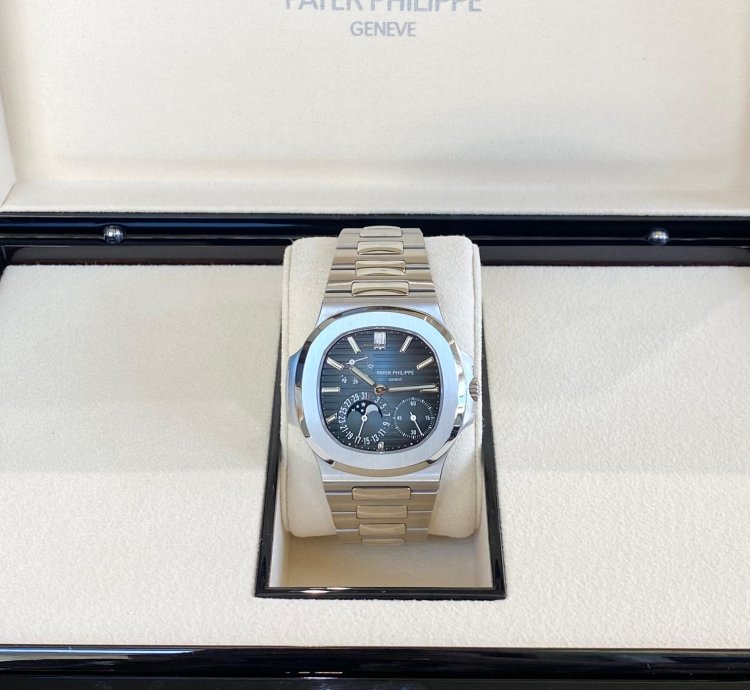 Patek Philippe Nautilus Stainless Steel Blue Dial 2019