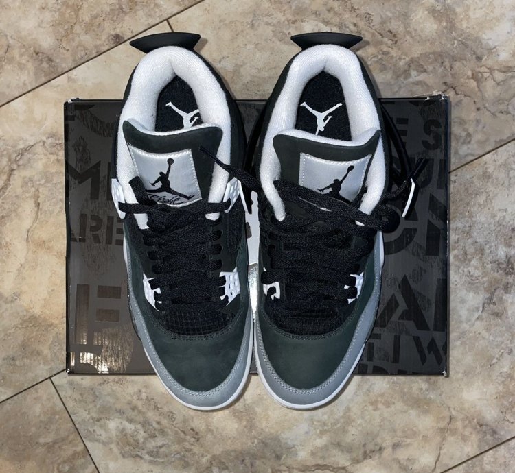 Jordan 4 Retro Fear 2024 Size 10 5