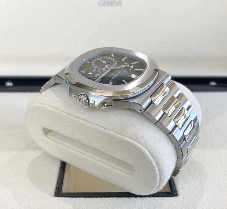 Patek Philippe Nautilus Stainless Steel Blue Dial 2019