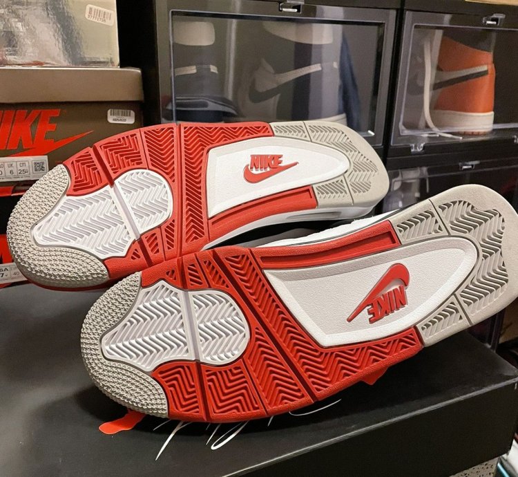 Jordan 4 Retro Fire Red 2020