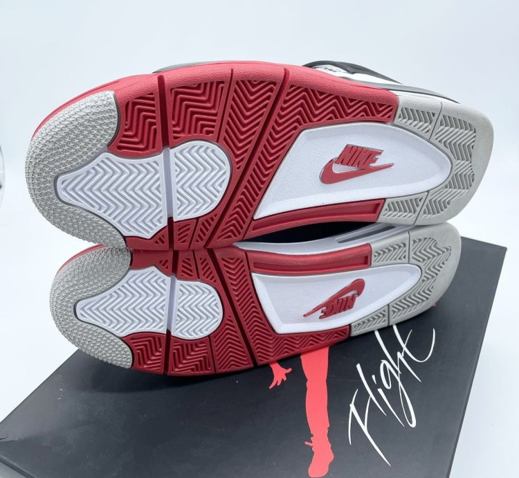 Jordan 4 Retro Fire Red 2020