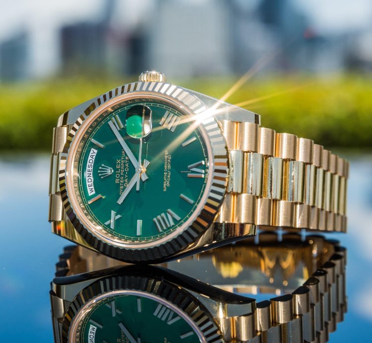 Rolex Day-date 40 Unworn 2022 Day-date 40mm Green Dial 228238