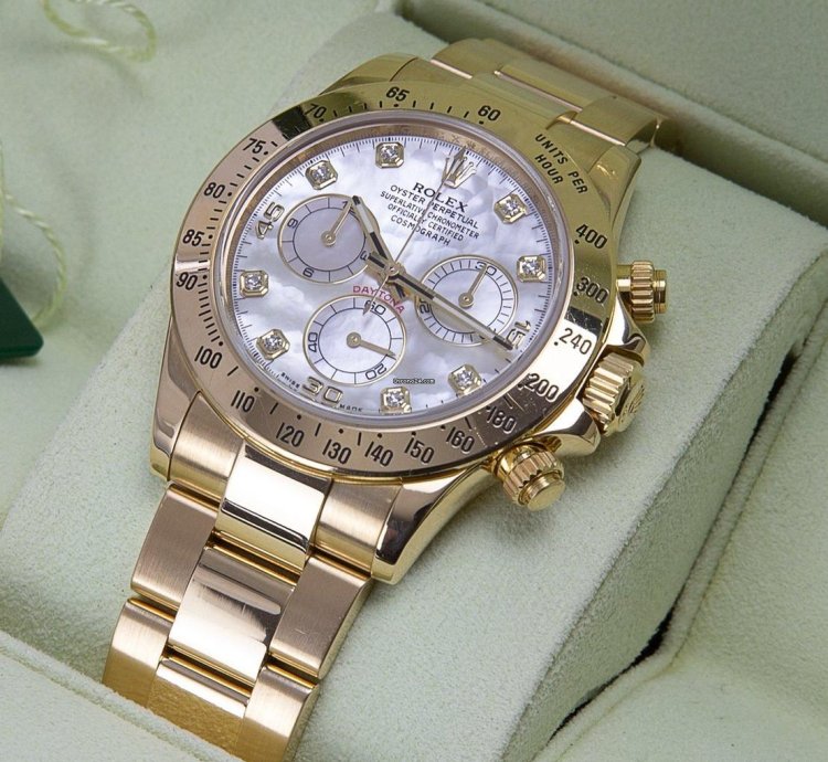 Rolex Daytona Oyster Perpetual Cosmograph Daytona 18kt Yellow Gold Mother Of Pearl Diamond Dot 116528