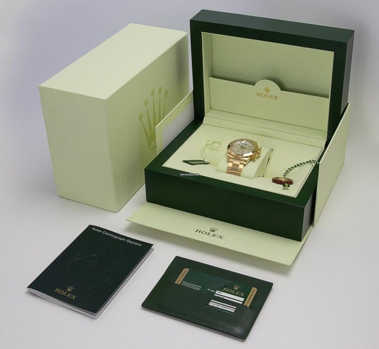 Rolex Daytona Oyster Perpetual Cosmograph Daytona 18kt Yellow Gold Mother Of Pearl Diamond Dot 116528