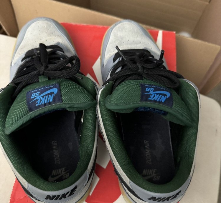 2015 Nike Sb Dunk Low Maple Leaf Central Park Size 11 5