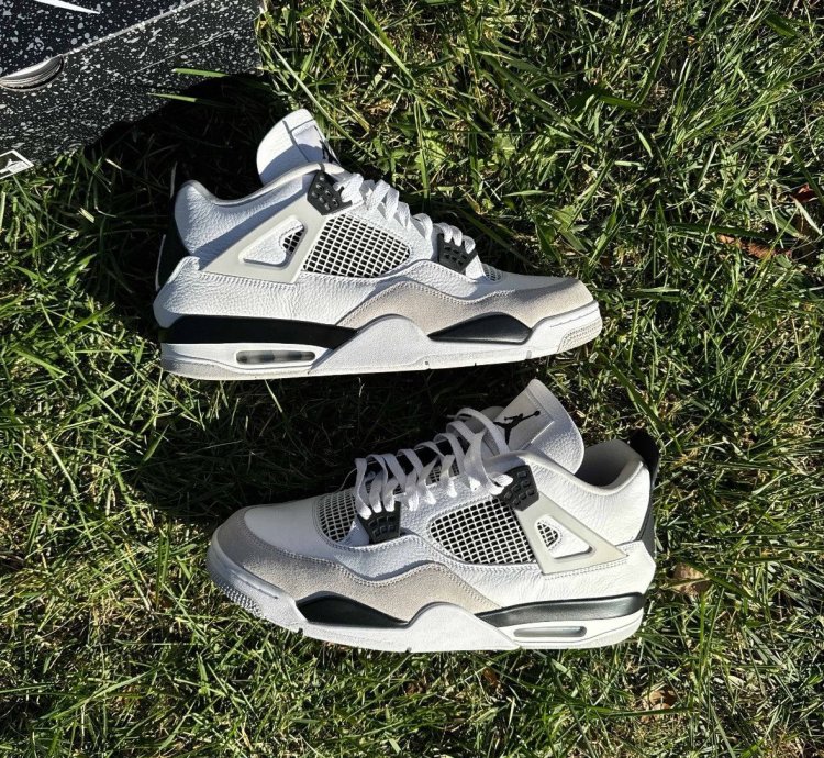 Jordan 4 Retro Military Black