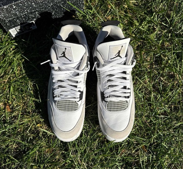 Jordan 4 Retro Military Black