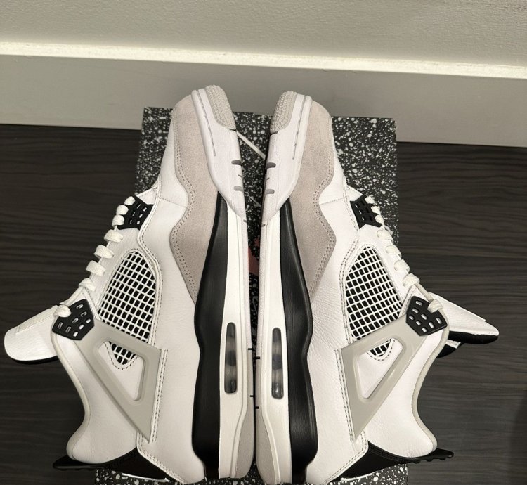 Jordan 4 Retro Military Black Size 11
