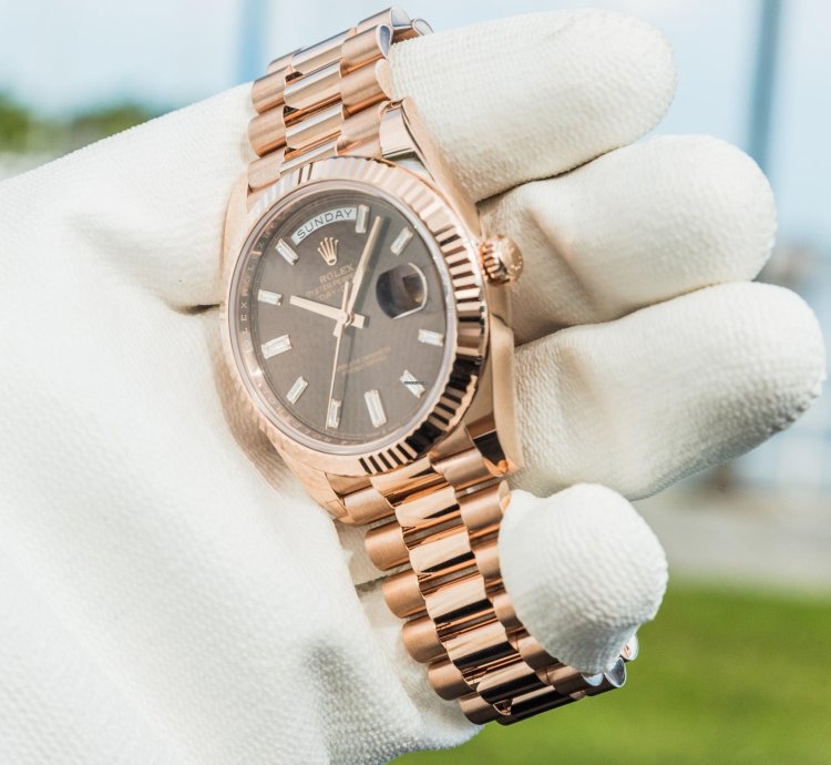 Rolex Day-date 40 Unworn 2023 Day-date 40mm Chocolate Baguette 228235