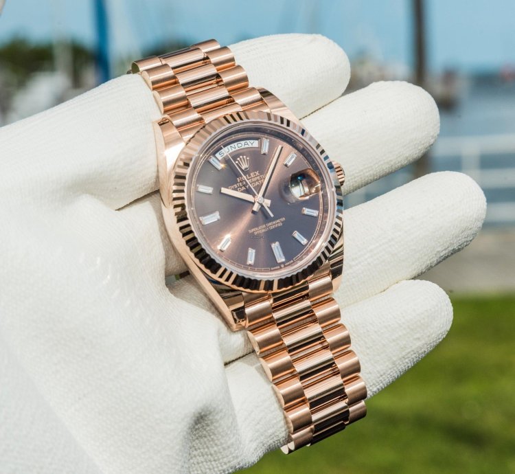 Rolex Day-date 40 Unworn 2023 Day-date 40mm Chocolate Baguette 228235