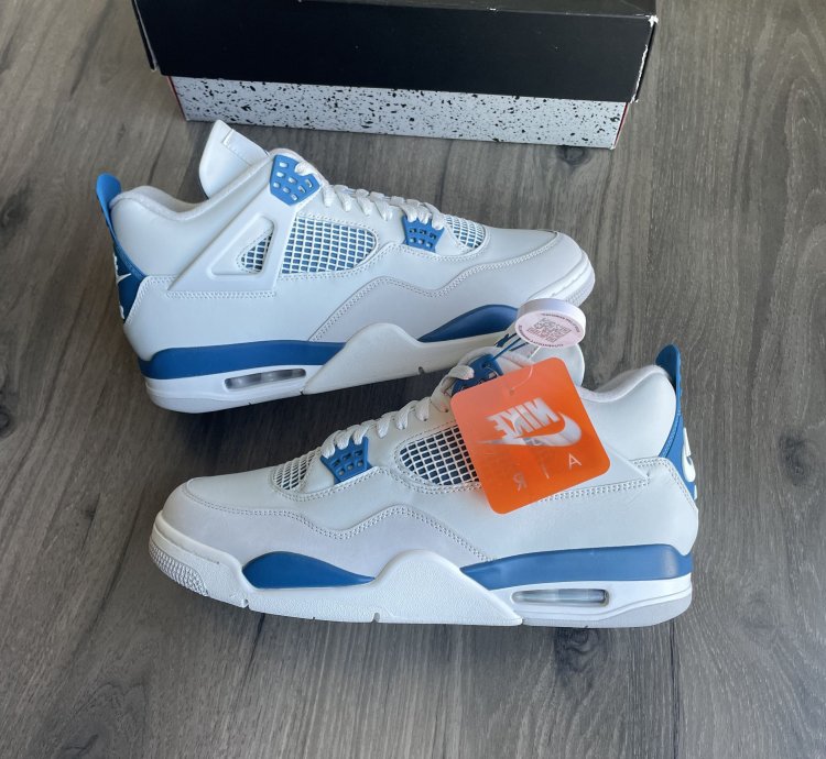 Jordan 4 Retro Military Blue 2024