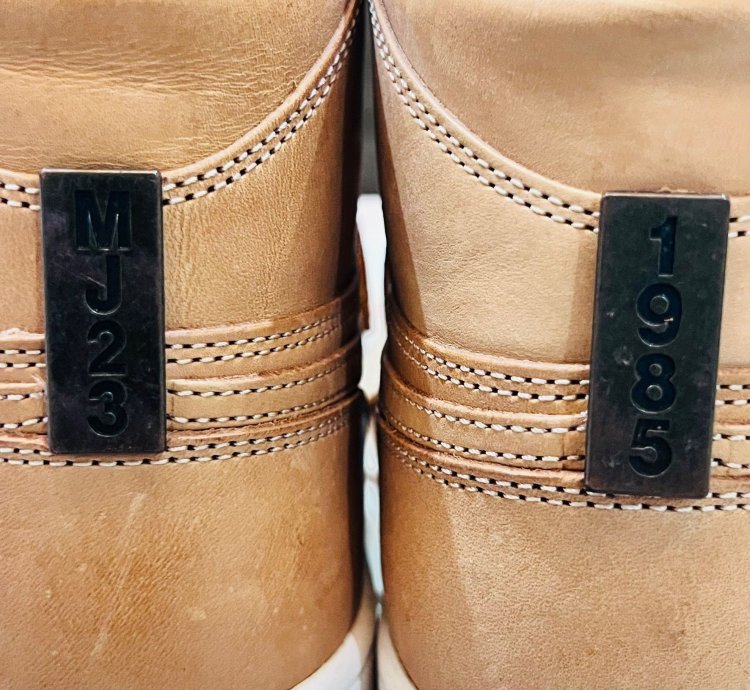 2015 Vintage Nike Air Jordan Pinnaclevachetta Tan Sneakers