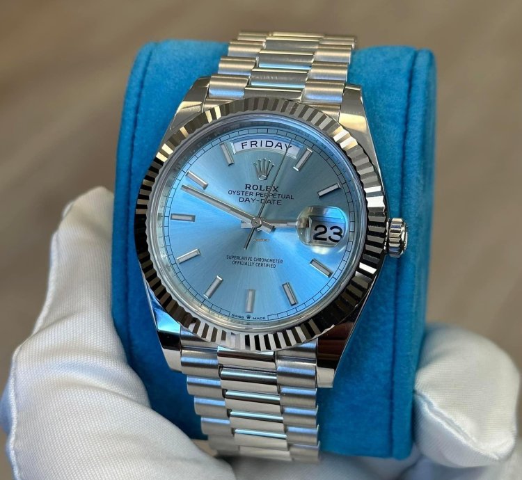 Rolex Day-date 40 Unworn 2023 Day-date President Dial 40mm Fluted 228236
