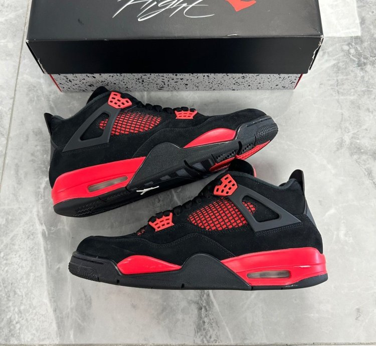 Jordan 4 Retro Red Thunder