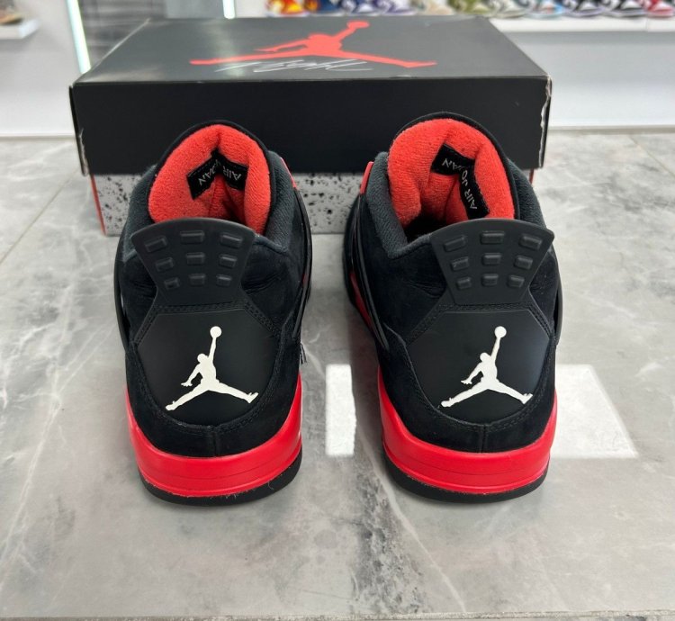Jordan 4 Retro Red Thunder
