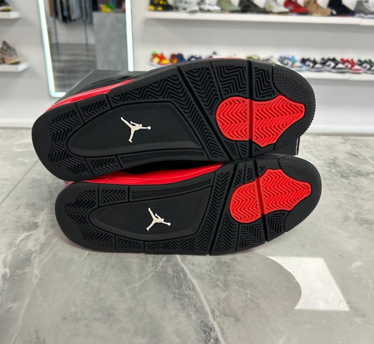 Jordan 4 Retro Red Thunder