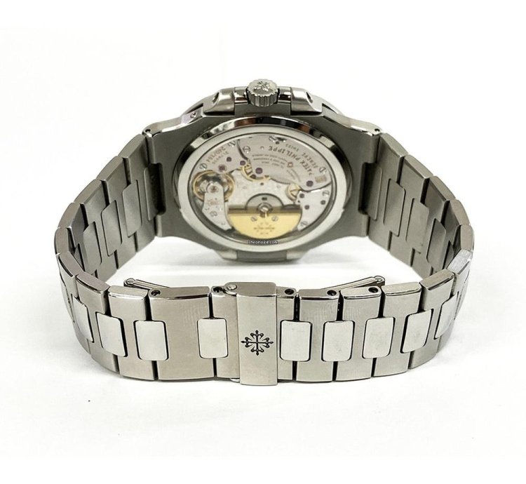 Patek Philippe Nautilus Steel Blue Dial 5712 1a-001 Full Set Watch 2008