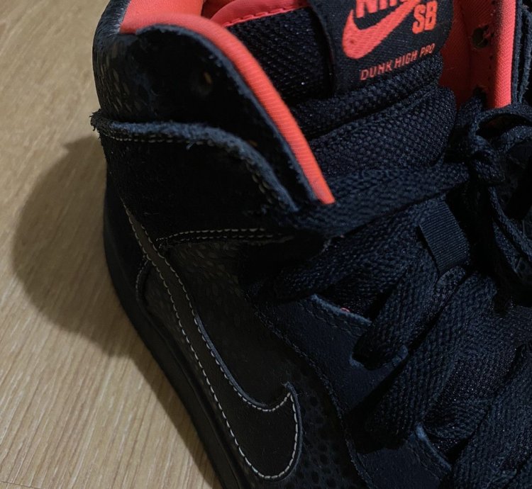 Nike Sb Dunk High Black Safari Atomic Red