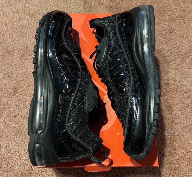 2016 Nike Air Max 98 Supreme 844694-001 Us10 5