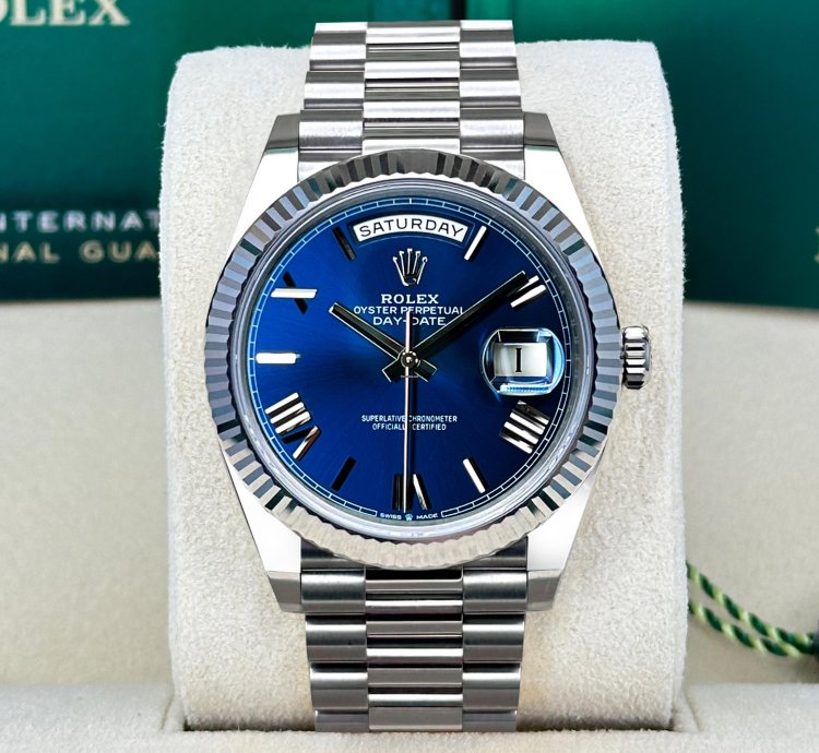 Rolex Day-date 40 Unworn 2025 Day-date 40 Blue Roman Numerals 228239-0007 Complete