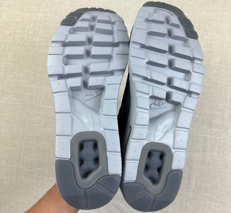 2016 Nike Air Max Zero Cool Grey