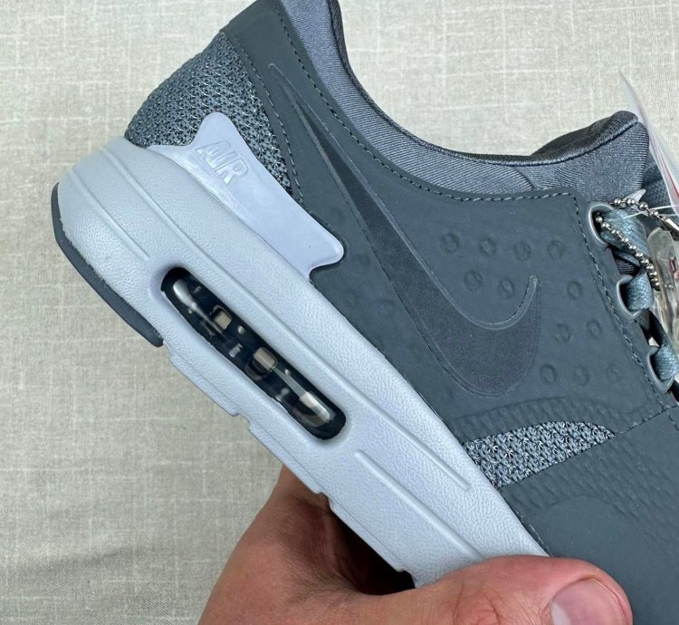2016 Nike Air Max Zero Cool Grey
